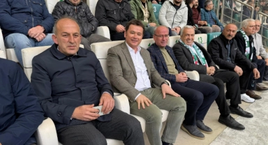 Başkan Erkan Aydın, Bursaspor'un maçına gitti