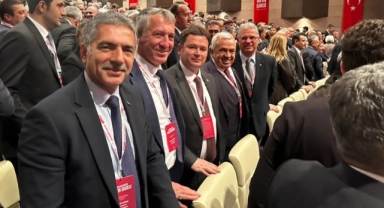Başkan Erkan Aydın, CHP'li belediye başkanları buluşmasına katıldı