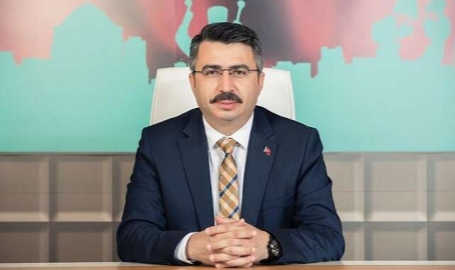 Başkan Yılmaz Düzce depreminde hayatını kaybeden vatandaşları andı