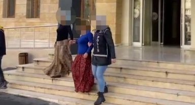 Batman’da girdikleri evlerden ziynet eşyası çalan kadın hırsızlar yakalandı