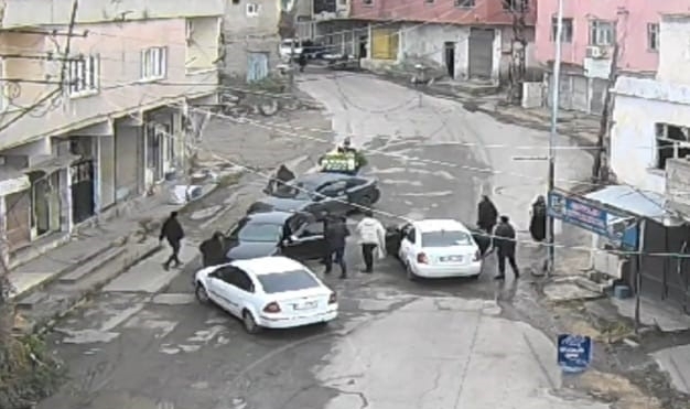 Batman'da hırsızlık şüphelisi 4 kişi kovalamaca sonucu yakalandı