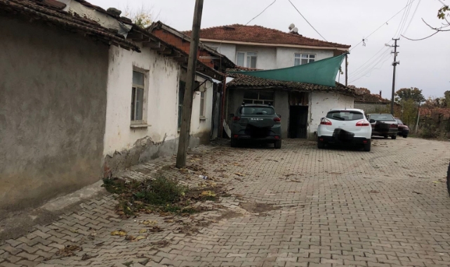 Biga'da kardeş kavgası cinayetle bitti: Abisini boğarak öldürdü