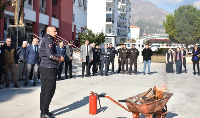 Buharkent Kaymakamlığı’nda yangın güvenliği tatbikatı gerçekleştirildi