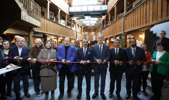 Bursa'da ''Geleneksel Kapı Tokmakları Sergisi'' görücüye çıktı