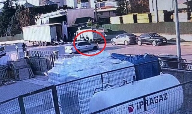 Bursa'da otomobil ile motosiklet çarpıştı! 2 yaralı