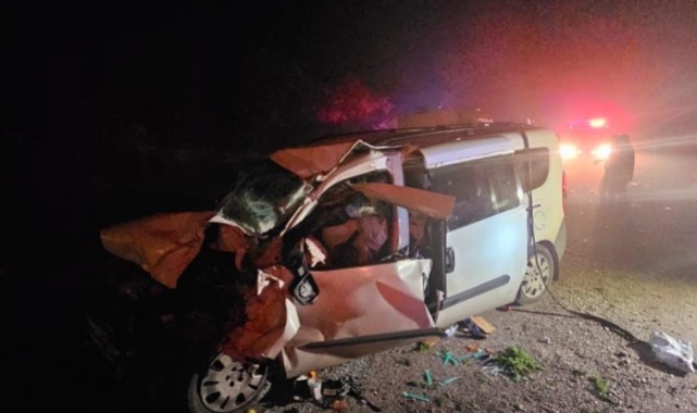 Bursa'da TIR ile otomobil çarpıştı: 6 yaralı