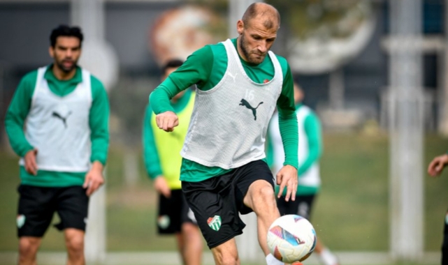 Bursaspor Kemerkent Bulvarspor maçı hazırlıklarını sürdürüyor