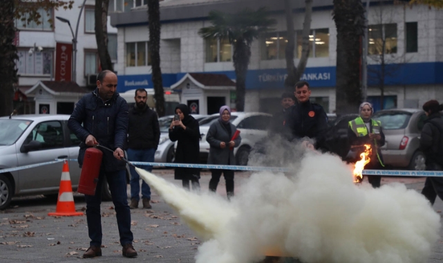 Büyükşehir ekiplerine ateşe müdahale eğitimi verildi