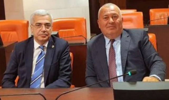 Cemal Enginyurt ve Salih Uzun Demokrat Parti'den istifa etti