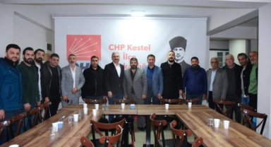 CHP Bursa İl Başkanı Yeşiltaş, Doğu ve Güneydoğu Anadolu Yardımlaşma Derneği ile bir araya geldi