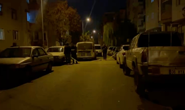 Çorum'da park halindeki aracı kurşunladı, kaçamadan yakayı ele verdi