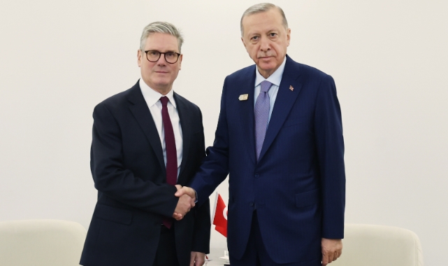 Cumhurbaşkanı Erdoğan İngiltere Başbakanı Starmer ile görüştü
