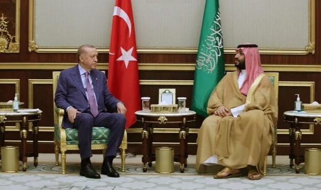 Cumhurbaşkanı Erdoğan, Riyad'ta Veliaht Prens Selman ile görüştü