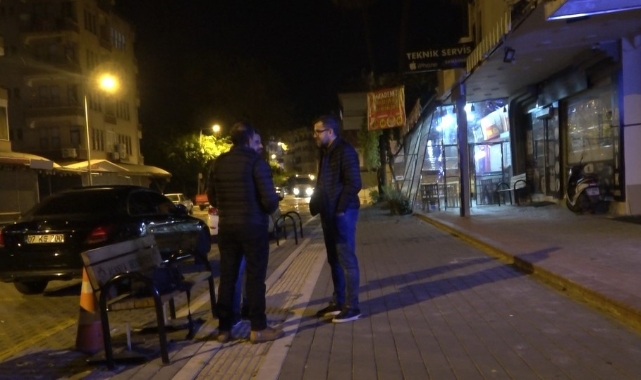 Depreme aracında yakalanan sürücü: "Arabayı biri sallıyor sandım"