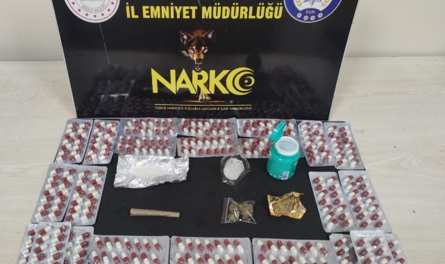 Düzce'de 12 suç kaydı bulunan uyuşturucu satıcısı yakalandı