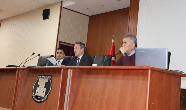 Efeler'de hayvancılık eğitimleri hız kesmiyor