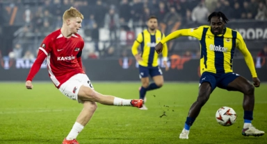 Fenerbahçe, AZ Alkmaar'a 3-1 mağlup oldu