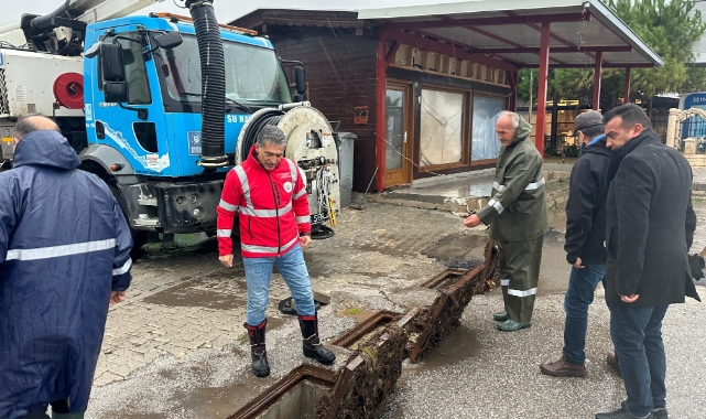 Gemlik'te sağanak taşkınına Başkan müdahalesi