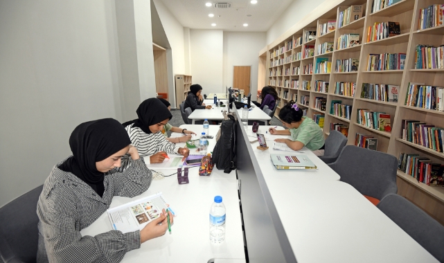 Hasan Ali Yücel Dünya Klasikleri Kütüphanesi rezervasyonlu sisteme geçti