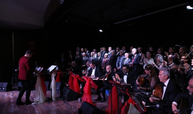 İnegöl Belediyesi Türk Sanat Müziği Korosu kulakların pasını sildi