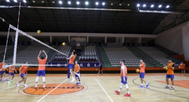 İnegöl Belediyespor Yenişehir Belediye'ye hazırlanıyor