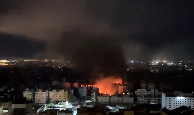 İsrail'den Beyrut'a hava saldırısı: 15 kişi öldü