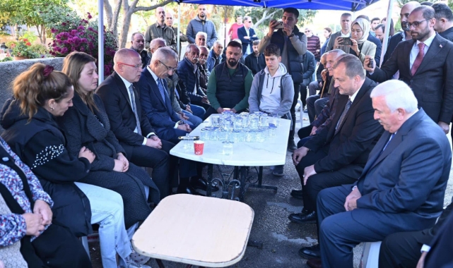 İznik Belediye Başkanı Usta'dan Gazeteci Şenol Poyraz'ın ailesine taziye ziyareti