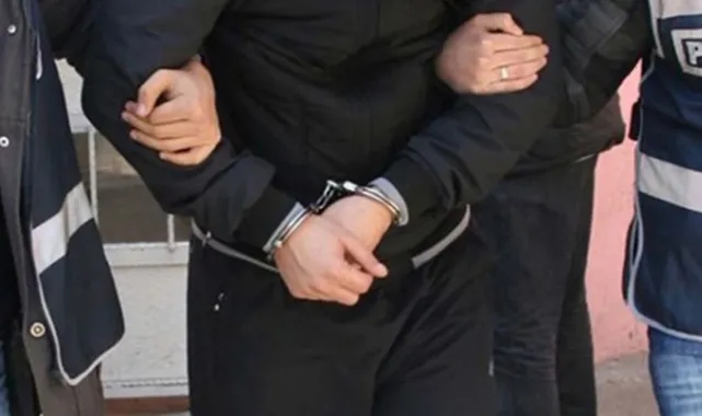 Jandarmadan 5 ilde siber suç ağına operasyon yapıldı
