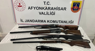 Jandarmadan ruhsatsız silah operasyonu