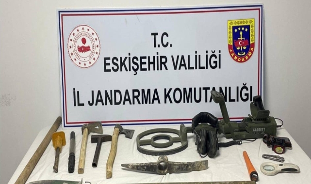 Kaçak kazıya jandarmadan suçüstü   