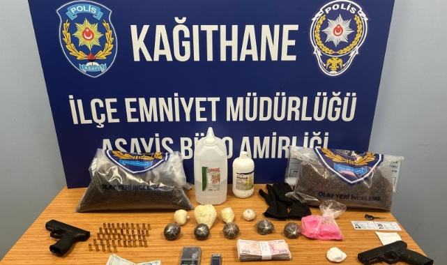 Kağıthane’de uyuşturucu satıcılarına operasyon  