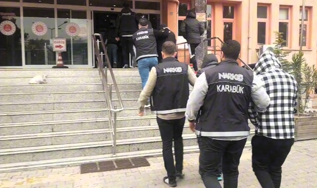 Karabük'te zehir tacirlerine darbe