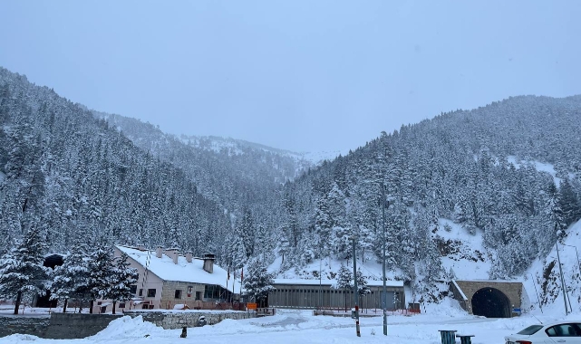 Karadeniz'de kar esareti! Köy yolları kapandı