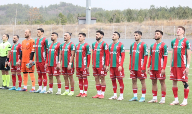 Karşıyaka şampiyonluk yolunda yara aldı