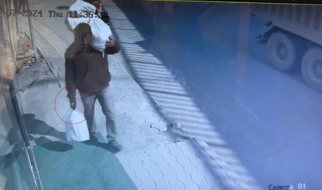 Kaşla göz arasında telefonu çalındı