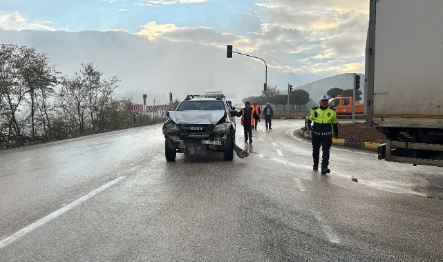 Kastamonu’da kavşakta zincirleme kaza! 2 yaralı