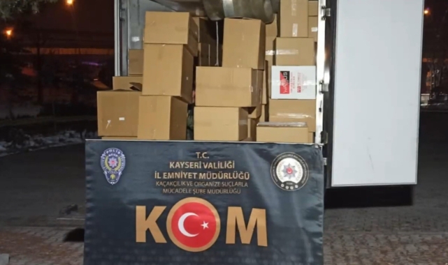 Kayseri'de 2 milyon dal makaron ele geçirildi