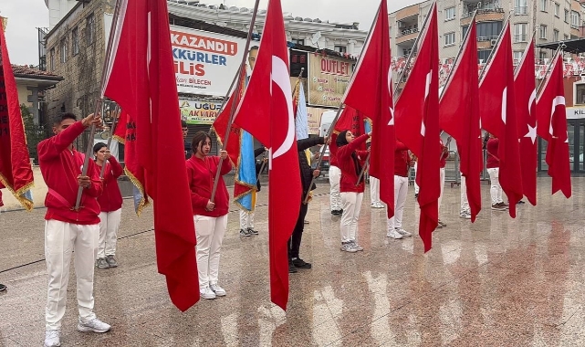 Kilis’te 24 Kasım Öğretmenler Günü kutlandı