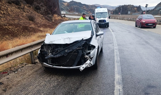 Kırıkkale'de iki otomobil çarpıştı: 1 yaralı