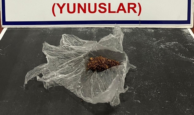 Kütahya'da Yunus Timleri şahsın üzerinde bonzai ele geçirdi