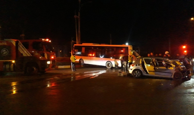 Malatya'da halk otobüsü ile otomobil çarpıştı: 1 ölü