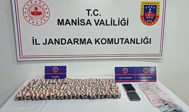 Manisa'da iki şahıs uyuşturucu ticaretinden tutuklandı   