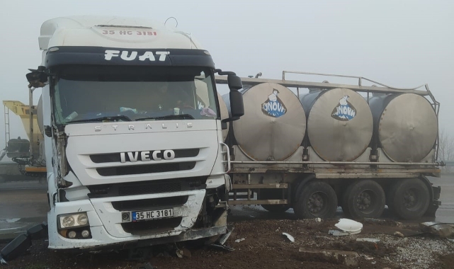 Manyas-Gönen Yolu kavşağında trafik kazası