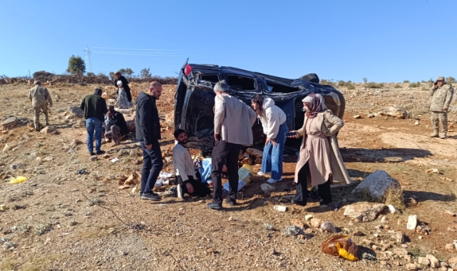 Mardin’de otomobil takla attı