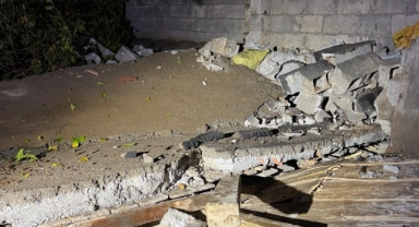 Mardin'de yağış nedeniyle bina çöktü: 2 yaralı