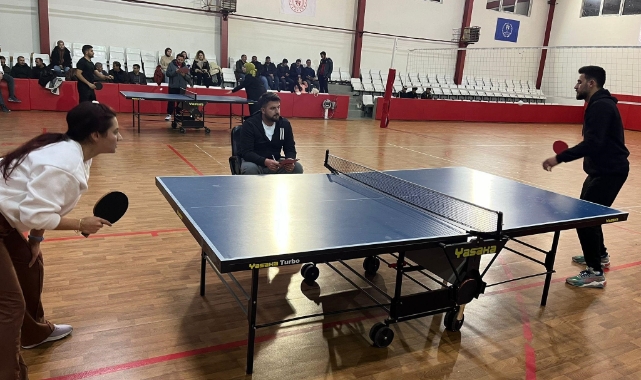 Masa tenisinin kalbi Tekman’da atıyor