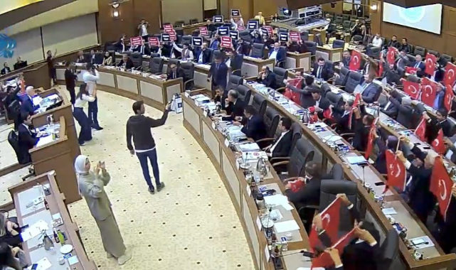 Meclis'te kayyum gerginliği!
