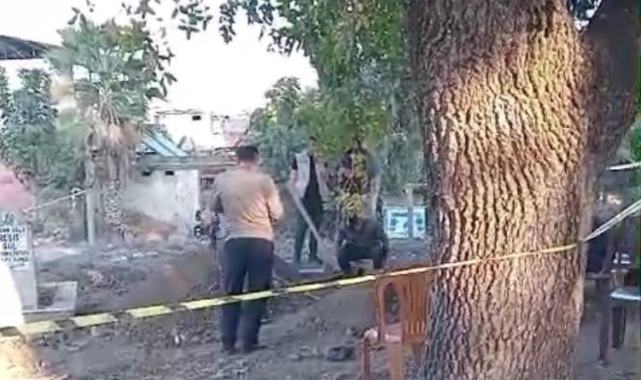Mersin'de kazılan mezarda bulunan küpten 500'den fazla sikke çıktı