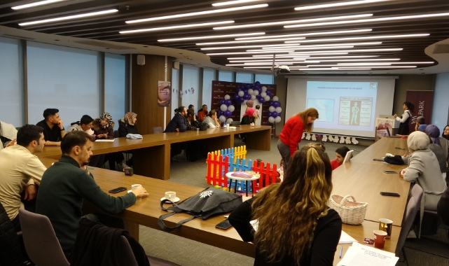 Minik savaşçılar 'Prematüre Günü'nde bir araya geldi