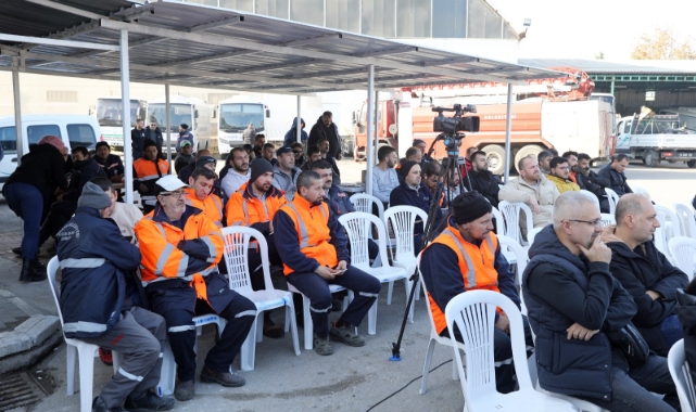 Mudanya Belediyesindeki erkek çalışanlara 'Şiddeti Frenliyoruz' eğitimi
